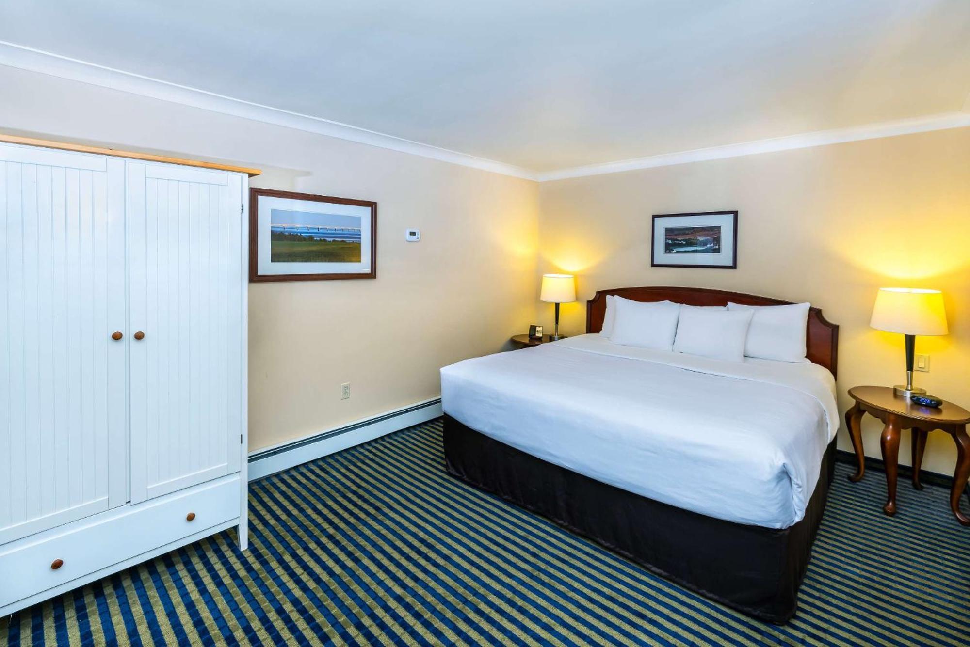 Quality Inn & Suites Garden Of The Gulf Summerside Exterior foto
