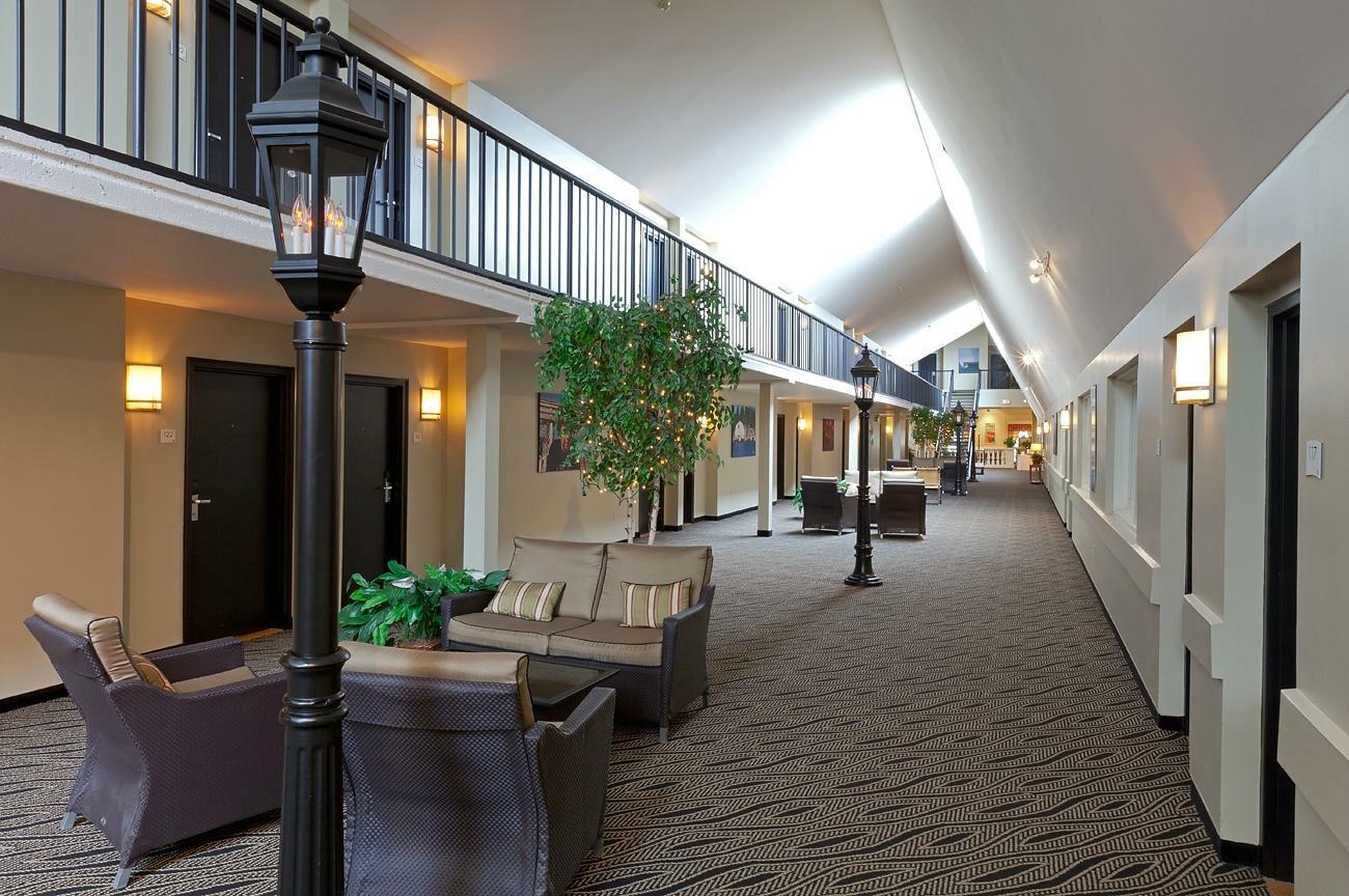 Quality Inn & Suites Garden Of The Gulf Summerside Exterior foto